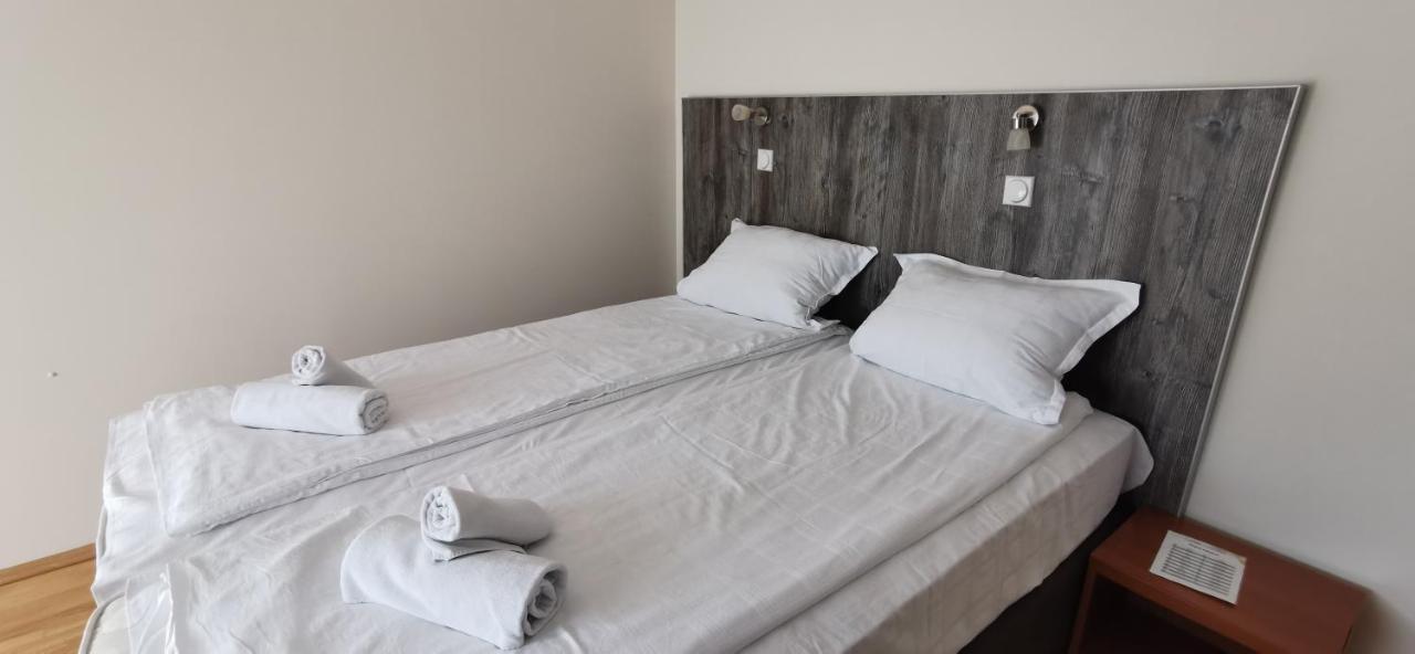 Apartments Milsa Lux Соко Баня Екстериор снимка